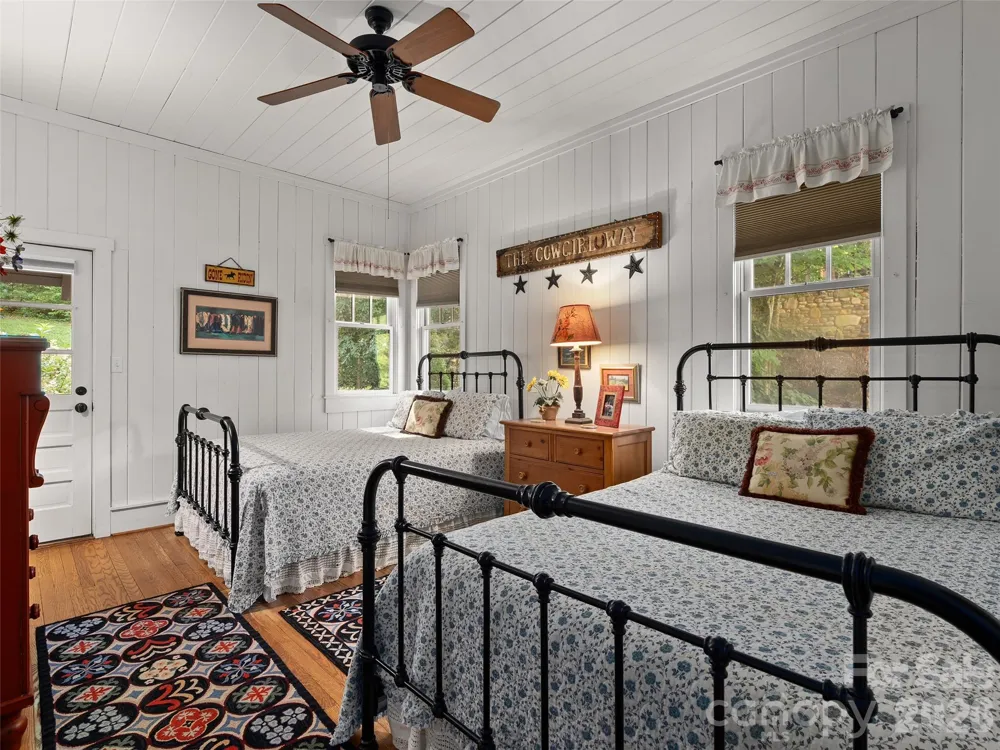 470 & 482 East Fork Road Canton, NC 28716