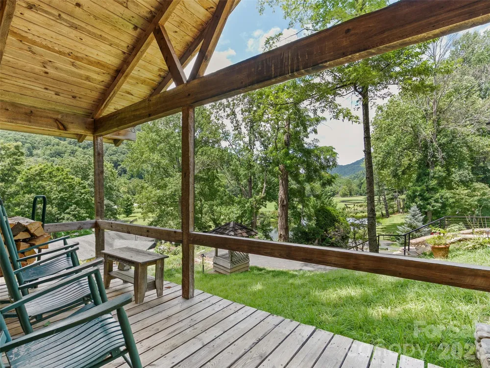 470 & 482 East Fork Road Canton, NC 28716