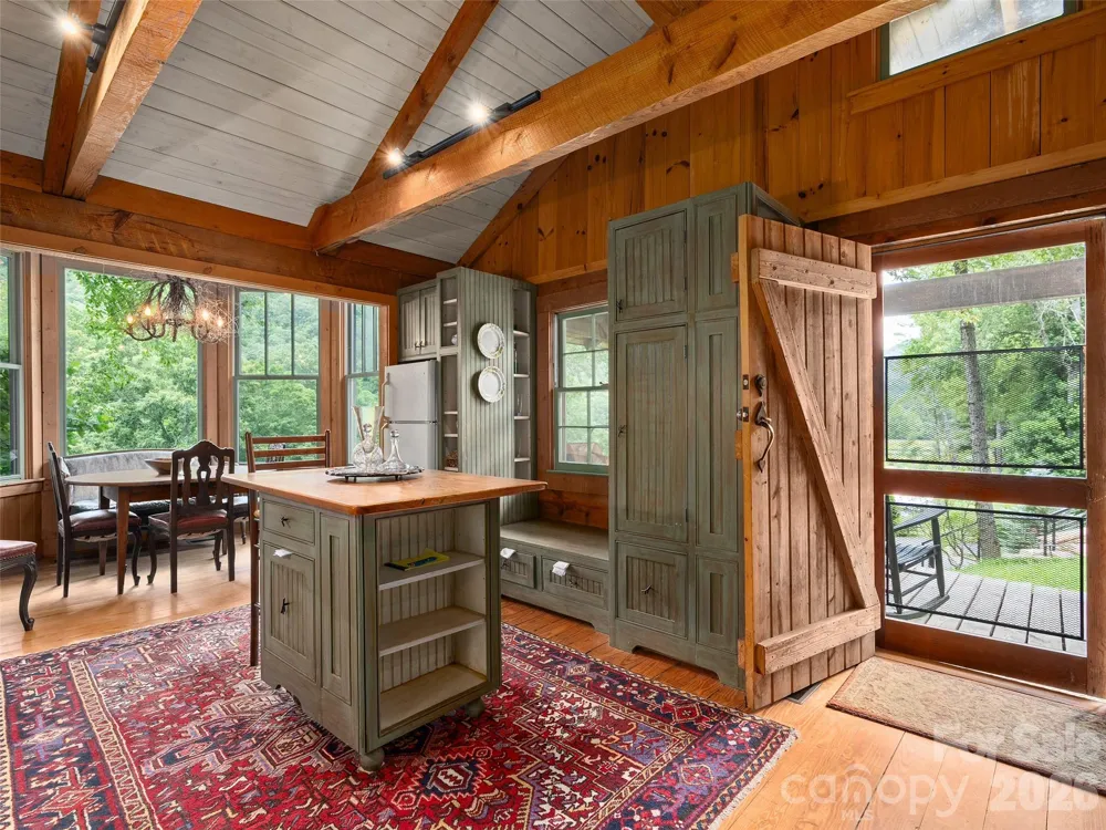 470 & 482 East Fork Road Canton, NC 28716