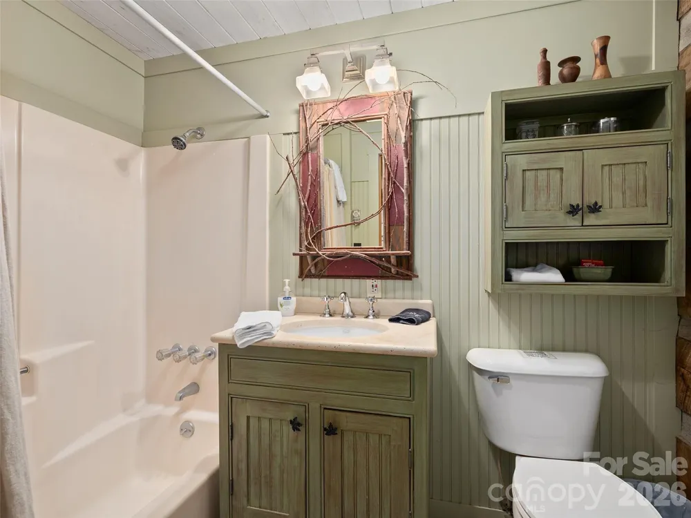 470 & 482 East Fork Road Canton, NC 28716