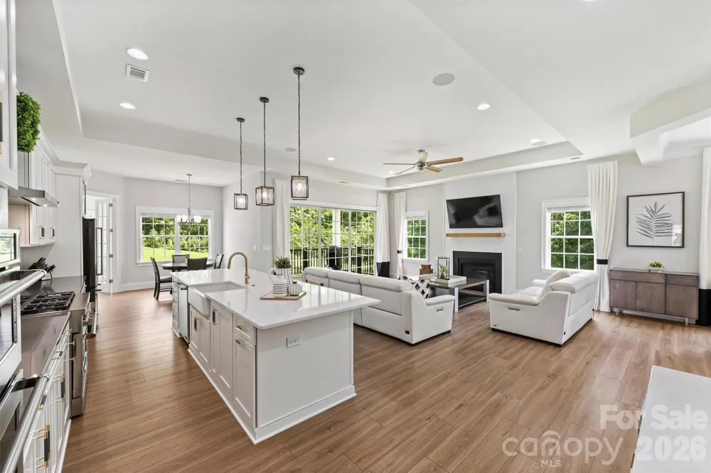 10542 Sweethaven Lane Harrisburg, NC 28075