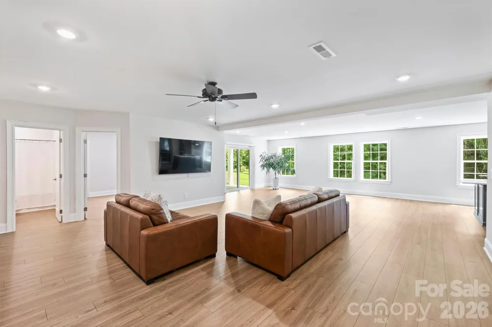 10542 Sweethaven Lane Harrisburg, NC 28075