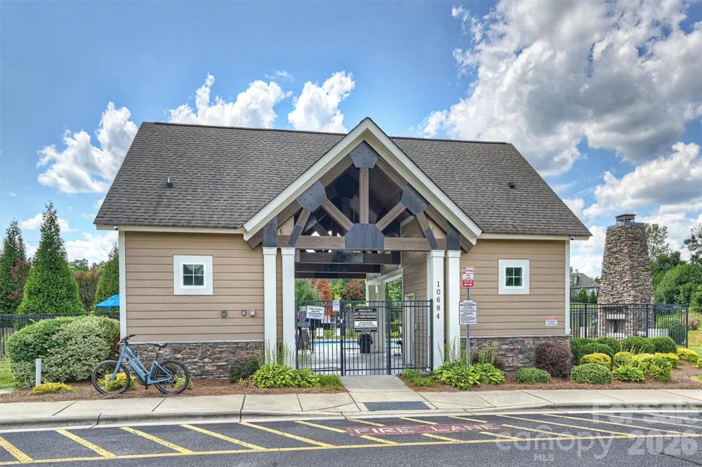 10542 Sweethaven Lane Harrisburg, NC 28075