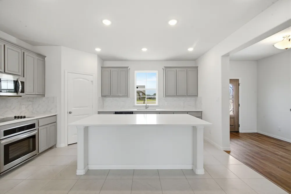 1009 Northern Oaks Court Springtown, TX 76082