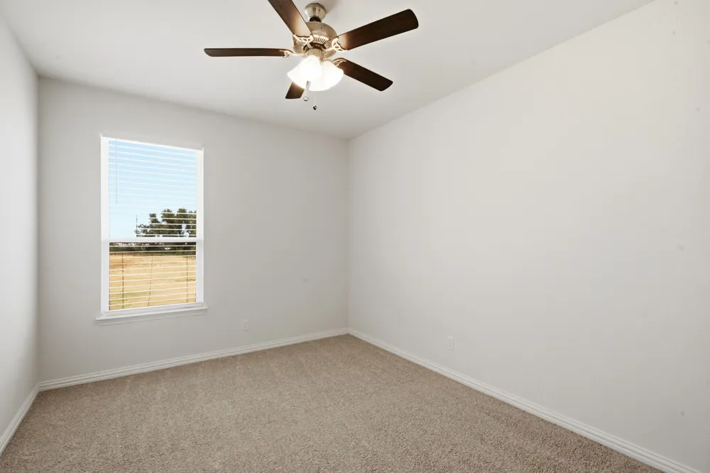 1009 Northern Oaks Court Springtown, TX 76082