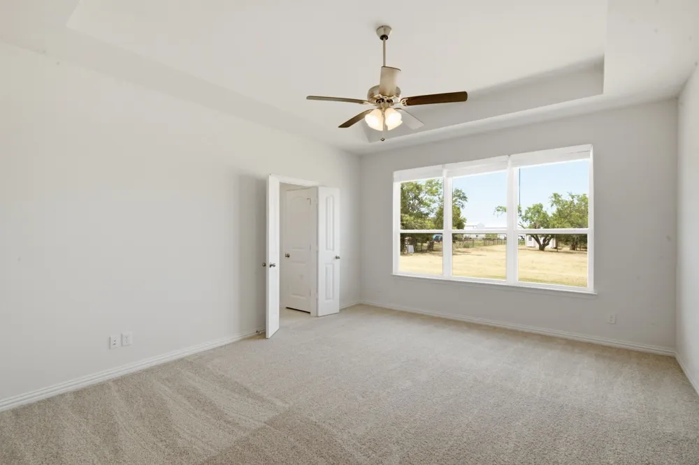 1009 Northern Oaks Court Springtown, TX 76082