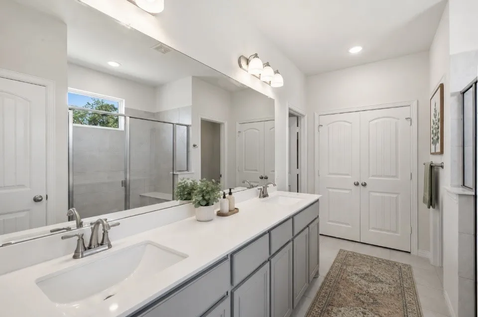 1009 Northern Oaks Court Springtown, TX 76082
