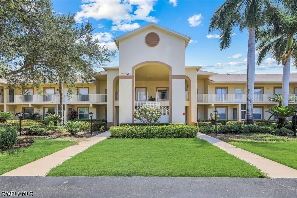 Lancaster Run #825 Estero, FL 33928