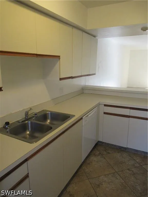 Maddox Lane #102 Bonita Springs, FL 34135