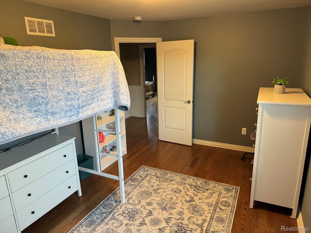 830 Constitution Street Canton Charter Township, MI 48188
