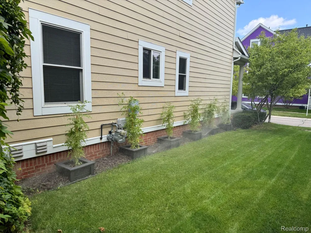 830 Constitution Street Canton Charter Township, MI 48188