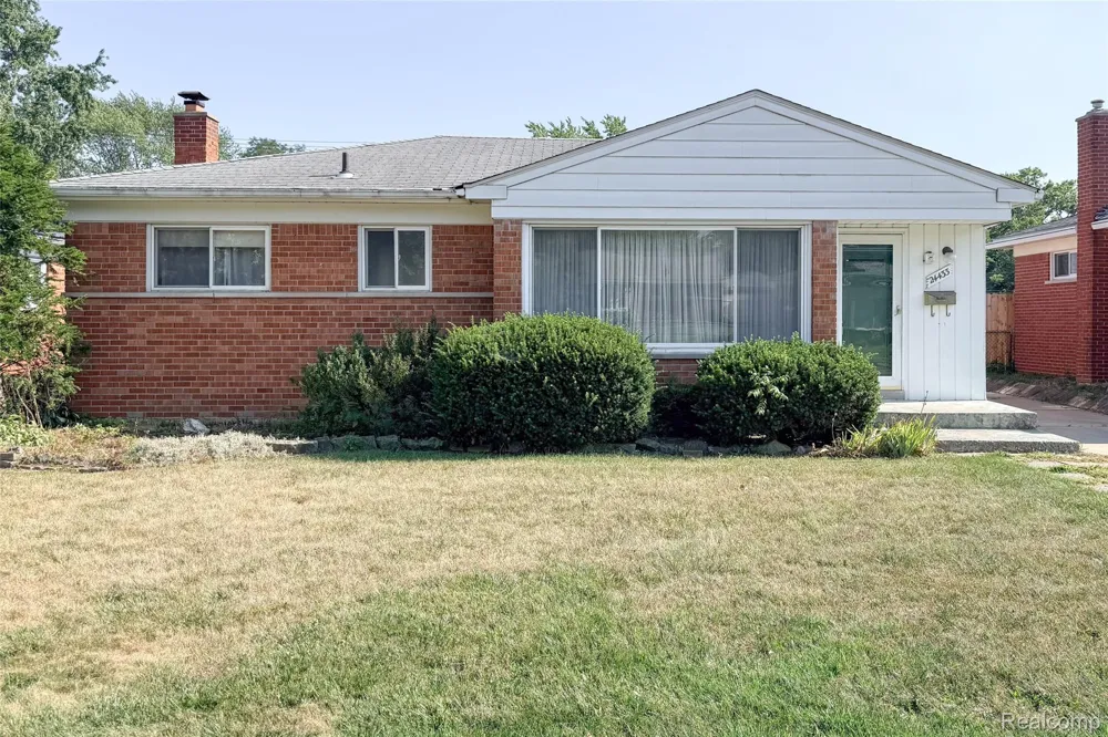 24433 Champaign Street Taylor City, MI 48180