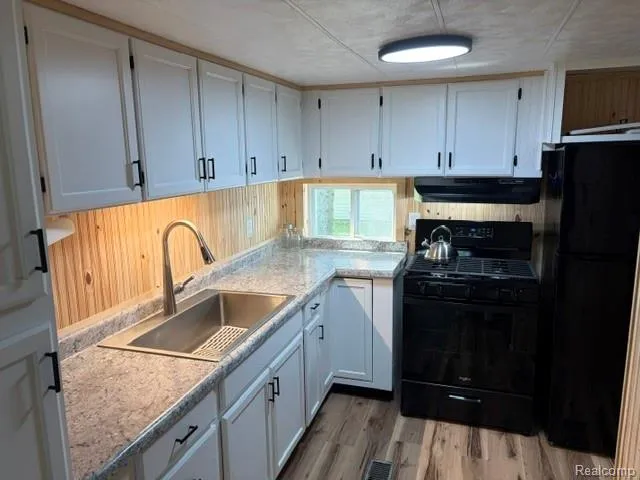 4043 Beacon Hill Drive Port Hope Village, MI 48468