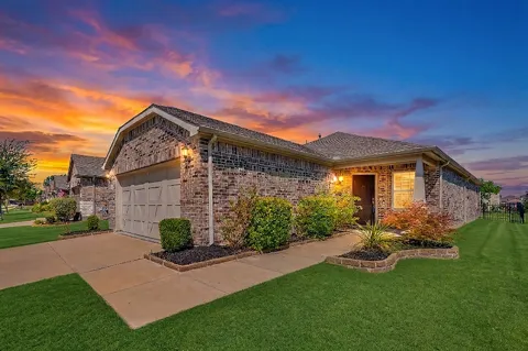 913 Rough Hollow Drive