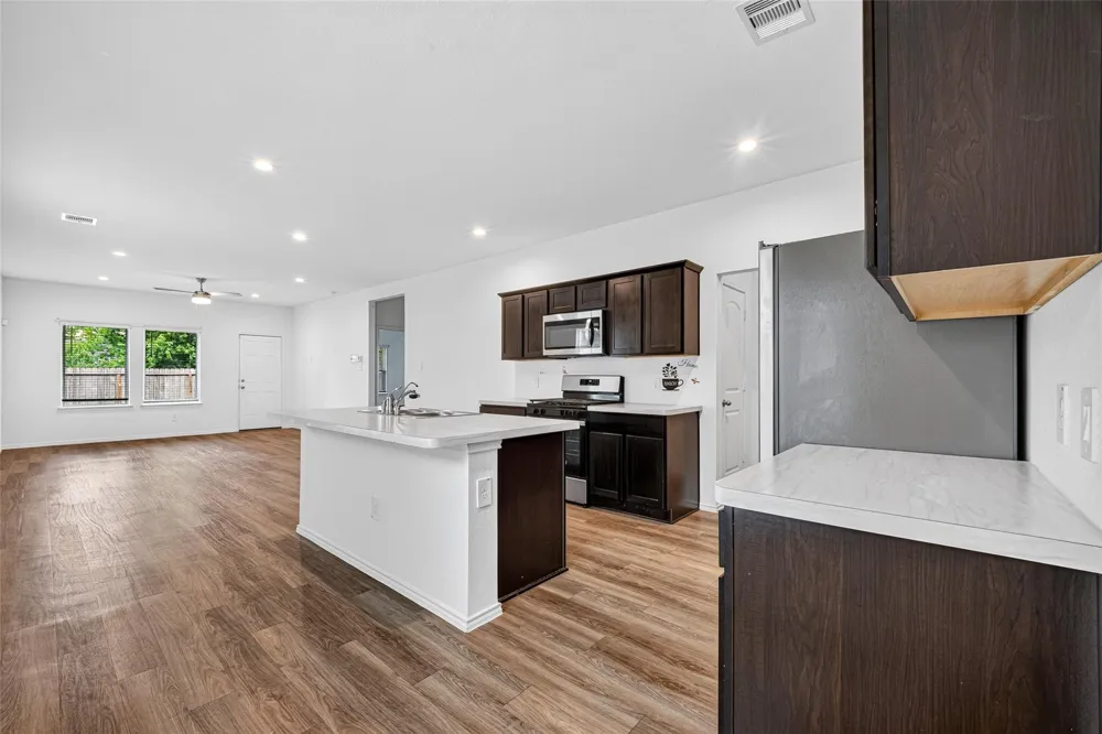 1726 Windstone Ridge Drive Houston, TX 77014