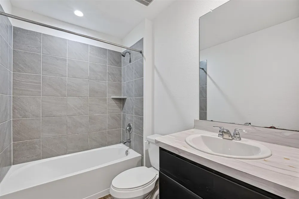 1726 Windstone Ridge Drive Houston, TX 77014