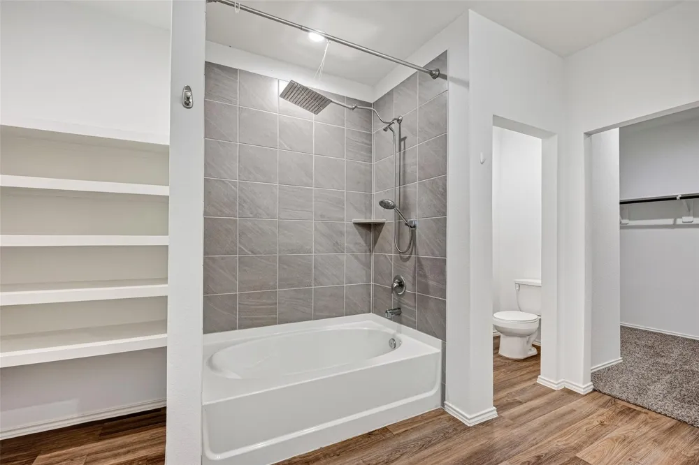 1726 Windstone Ridge Drive Houston, TX 77014