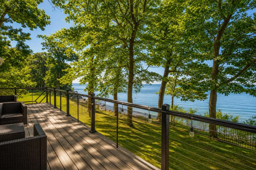 1722 Lake Michigan Drive Fennville, MI 49408