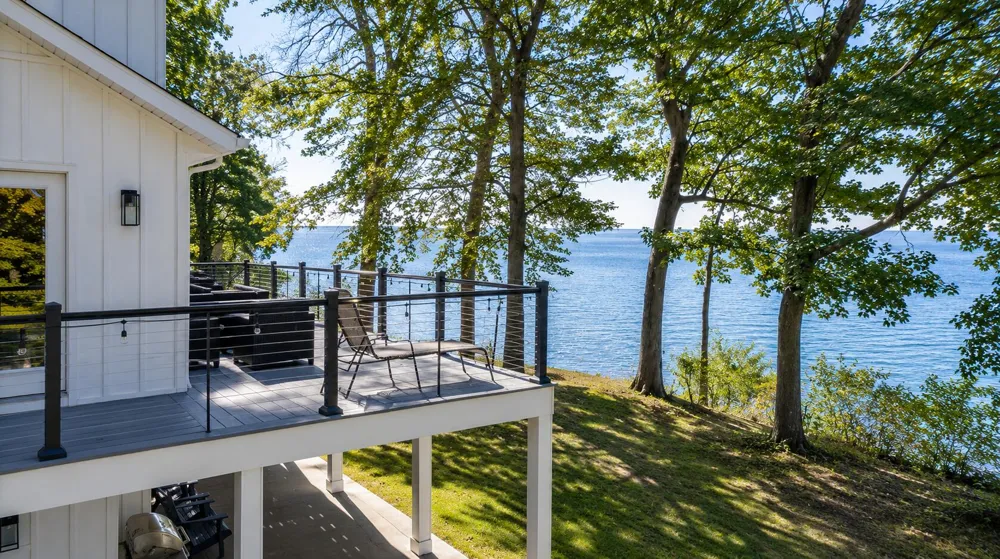 1722 Lake Michigan Drive Fennville, MI 49408
