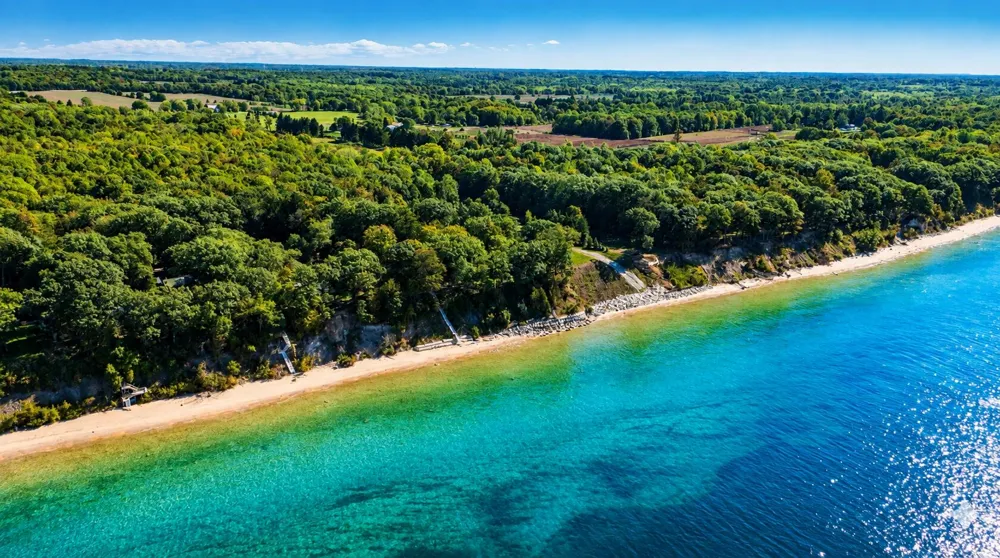1722 Lake Michigan Drive Fennville, MI 49408