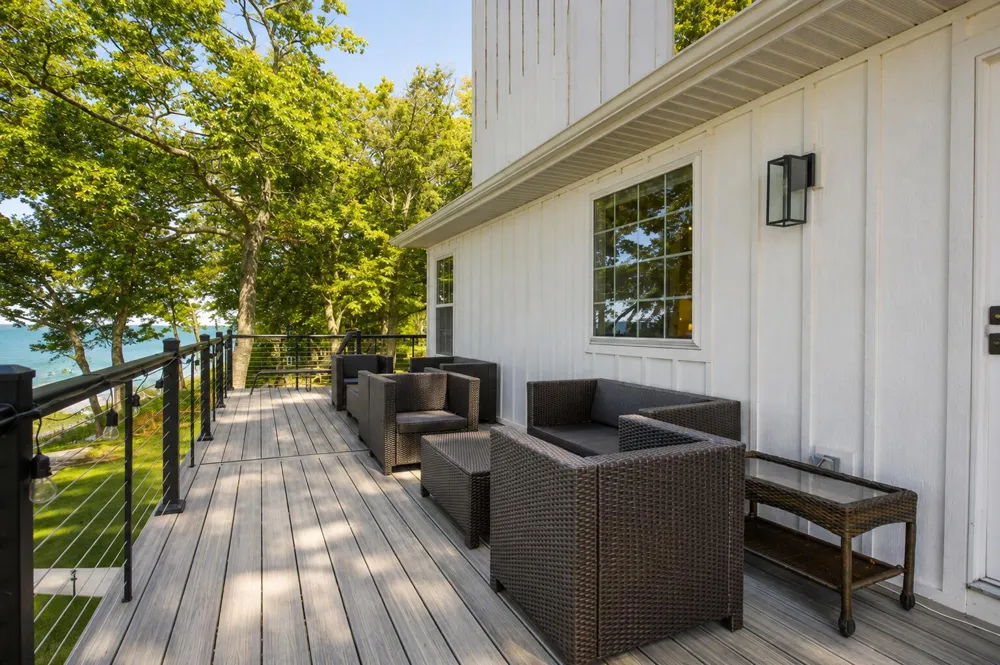 1722 Lake Michigan Drive Fennville, MI 49408