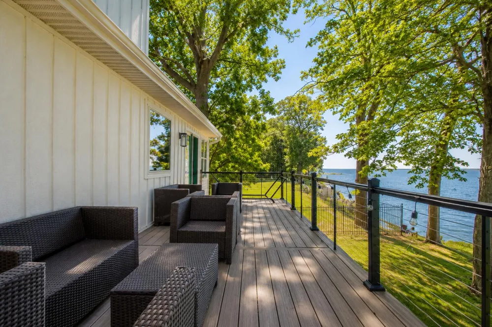 1722 Lake Michigan Drive Fennville, MI 49408