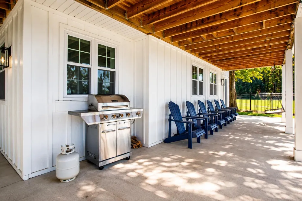 1722 Lake Michigan Drive Fennville, MI 49408