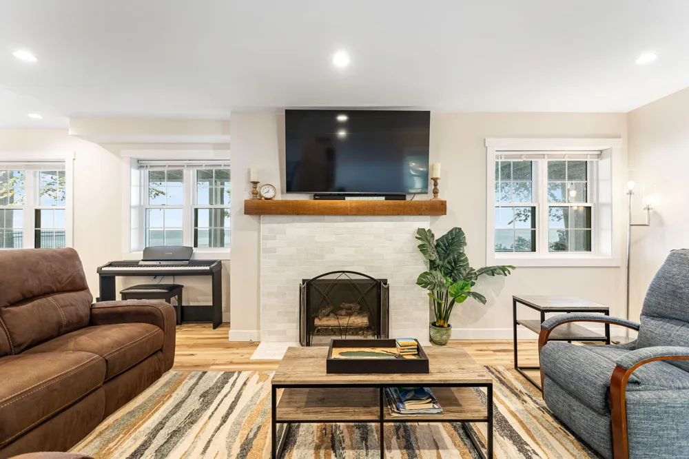 1722 Lake Michigan Drive Fennville, MI 49408