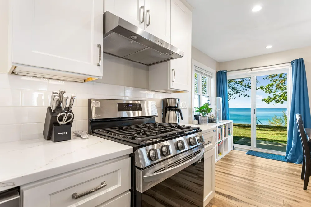 1722 Lake Michigan Drive Fennville, MI 49408