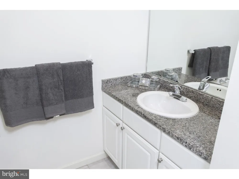 811 FILBERT STREET #309 Philadelphia, PA 19107