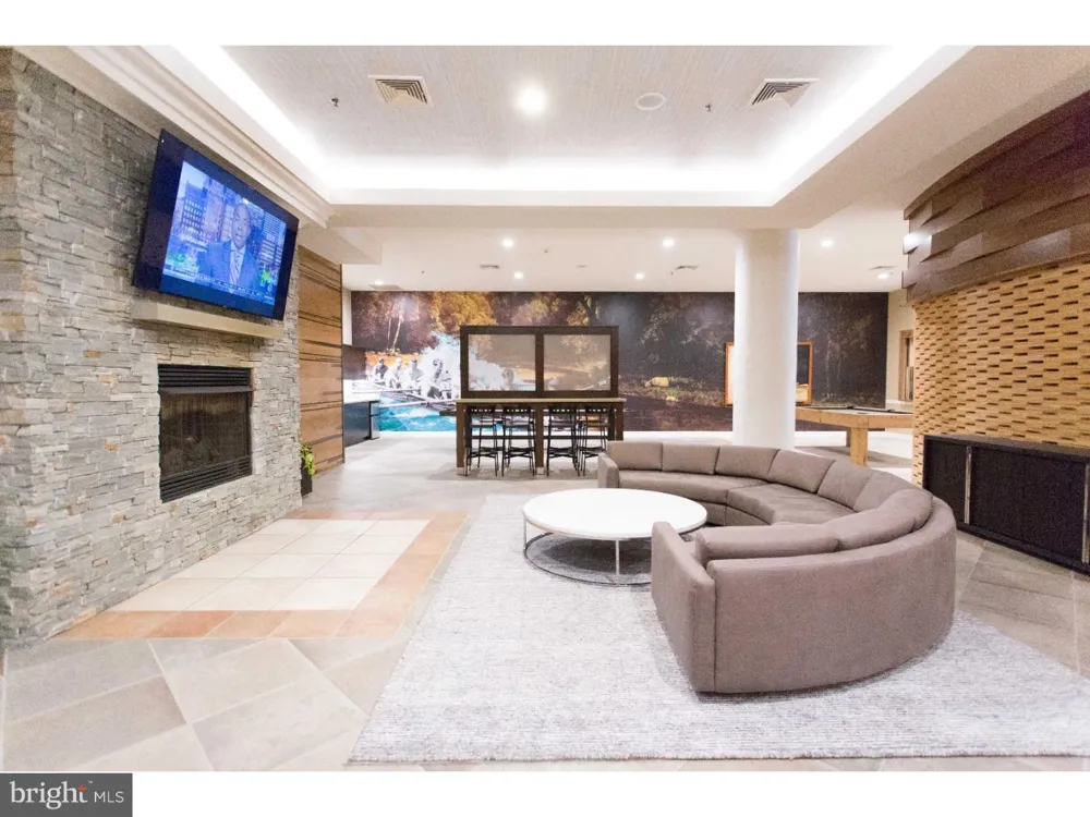 811 FILBERT STREET #309 Philadelphia, PA 19107