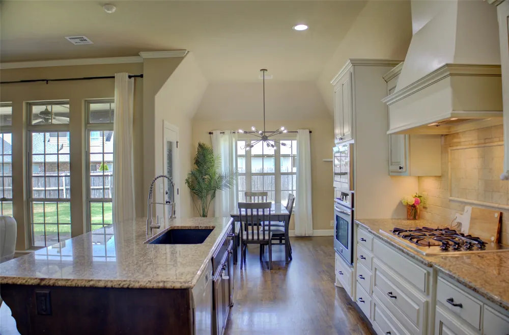 307 W 128th Street S Jenks, OK 74037