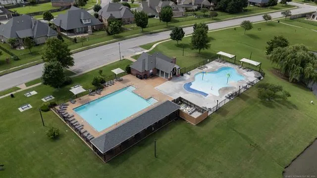 307 W 128th Street S Jenks, OK 74037