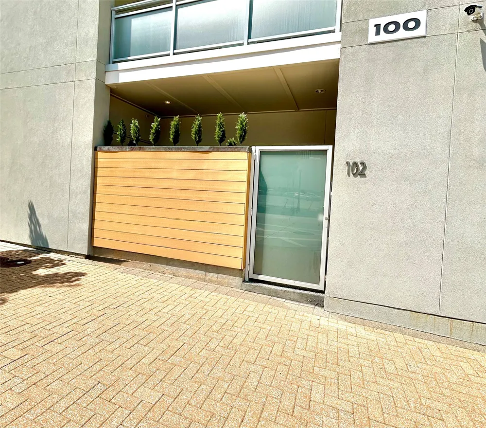 102 S Boulder Avenue #9 Tulsa, OK 74103