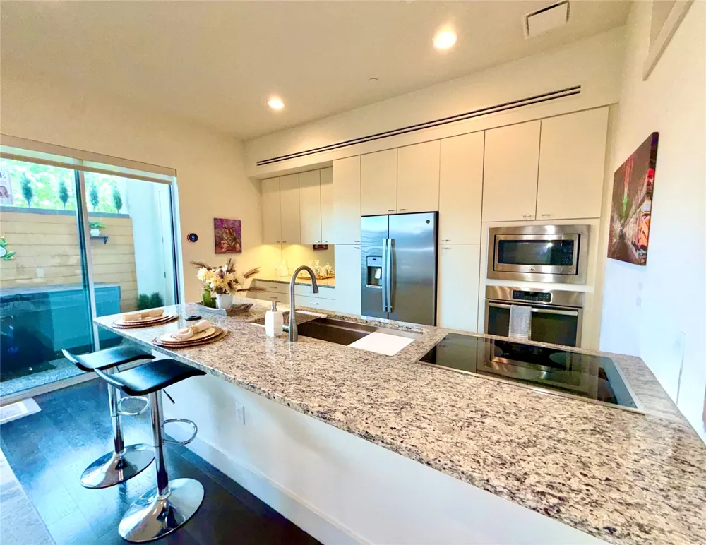 102 S Boulder Avenue #9 Tulsa, OK 74103