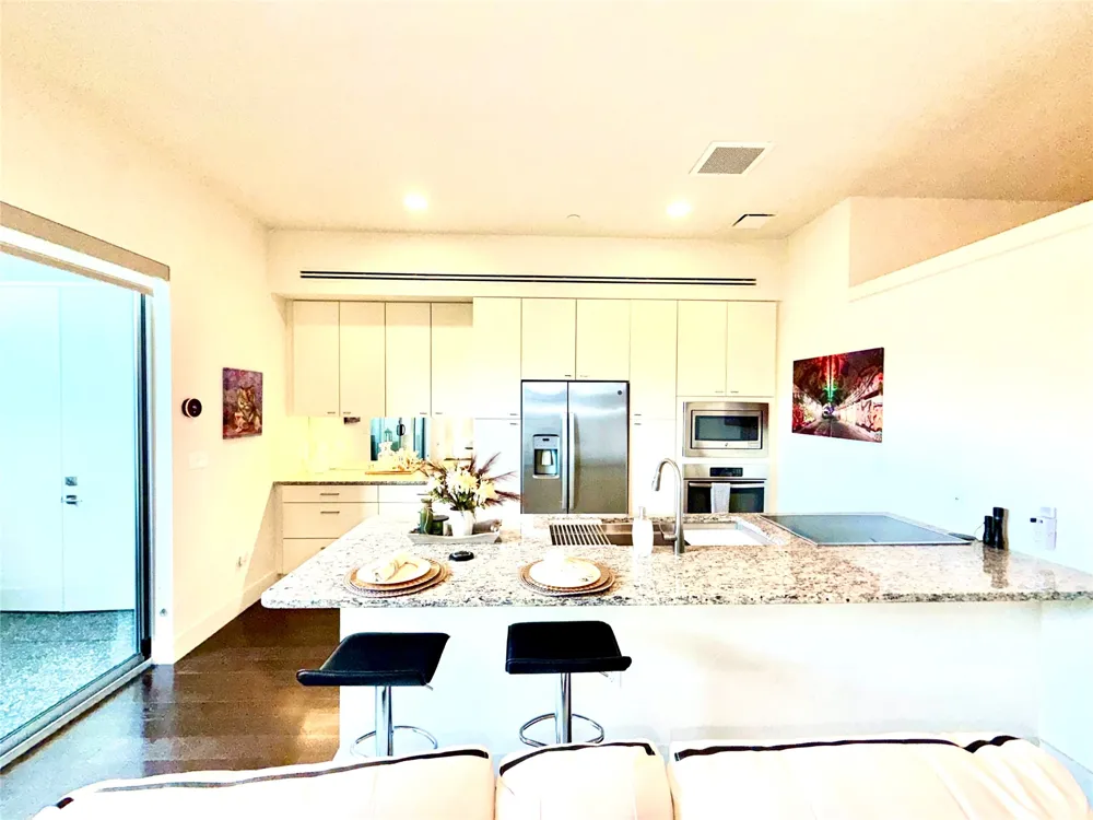 102 S Boulder Avenue #9 Tulsa, OK 74103