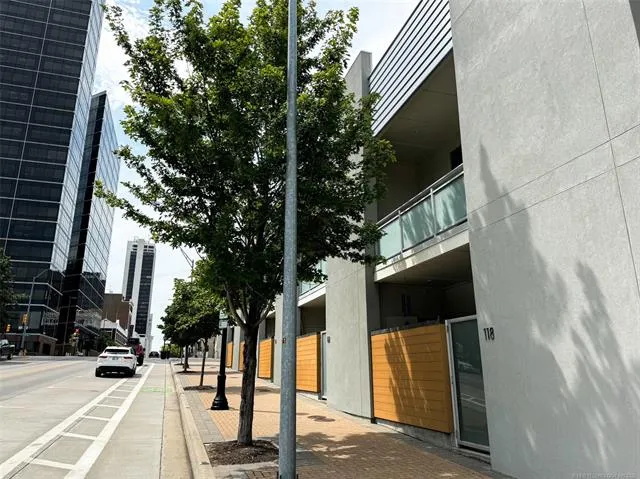 102 S Boulder Avenue #9 Tulsa, OK 74103