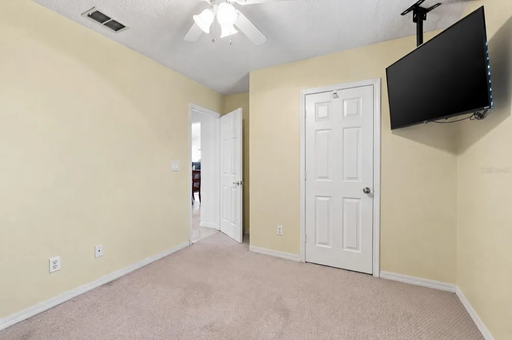 133 REBECCA DRIVE NE Winter Haven, FL 33881