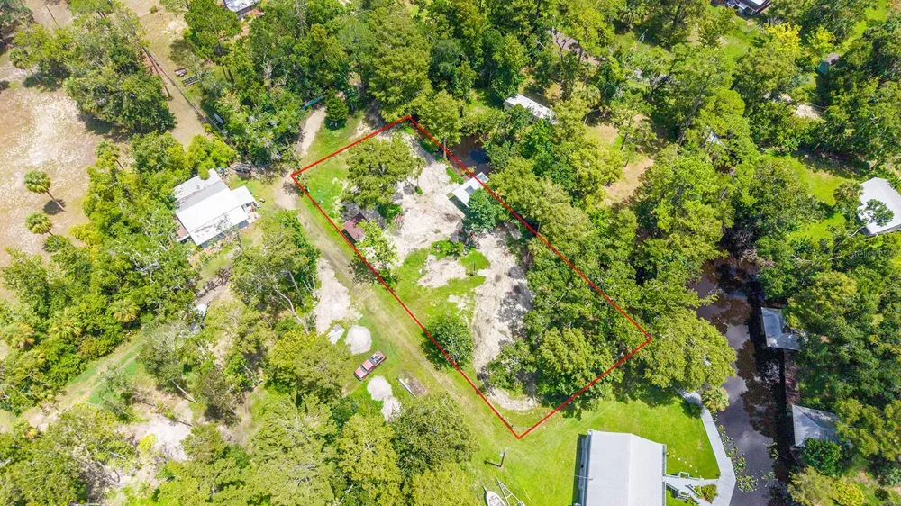 000 SE 376TH STREET Suwannee, FL 32692