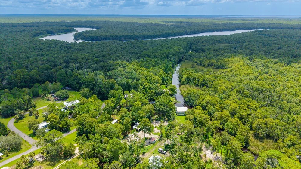 000 SE 376TH STREET Suwannee, FL 32692