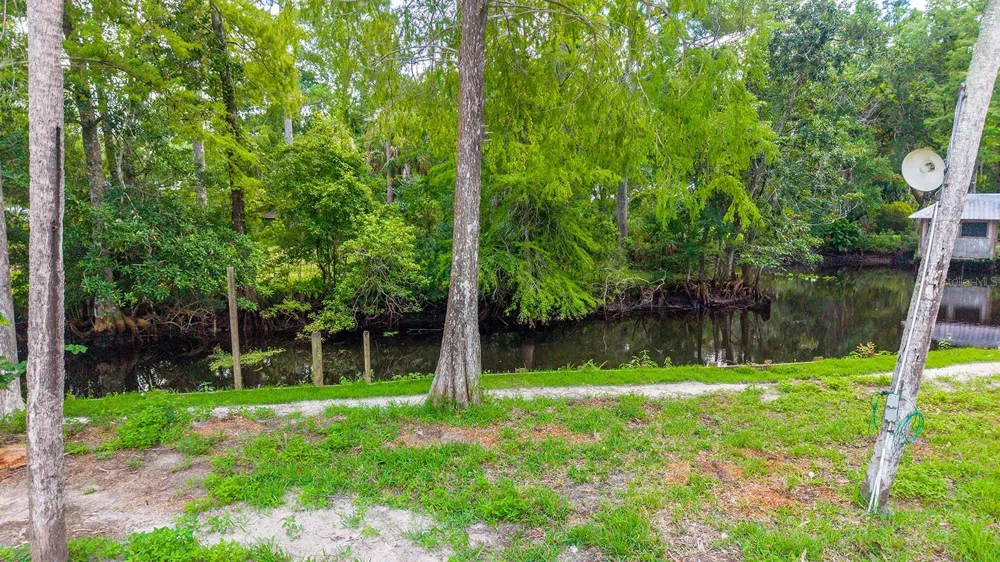 000 SE 376TH STREET Suwannee, FL 32692
