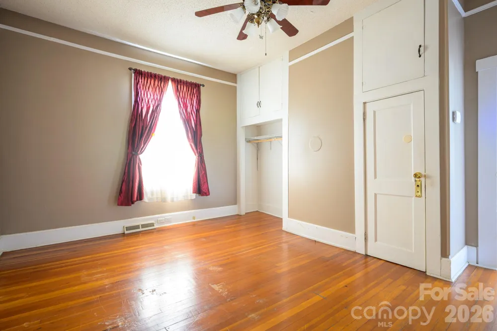 580 Baldwin Avenue Marion, NC 28752