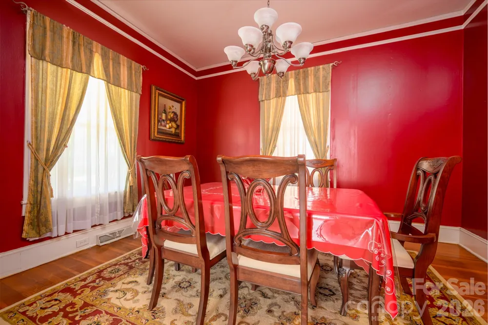 580 Baldwin Avenue Marion, NC 28752