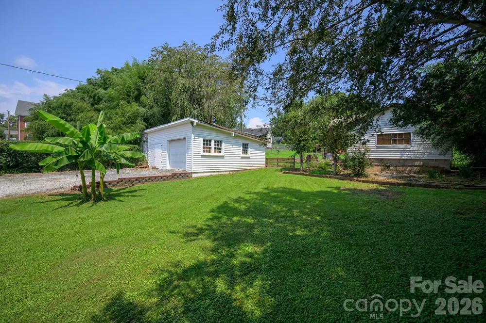 580 Baldwin Avenue Marion, NC 28752