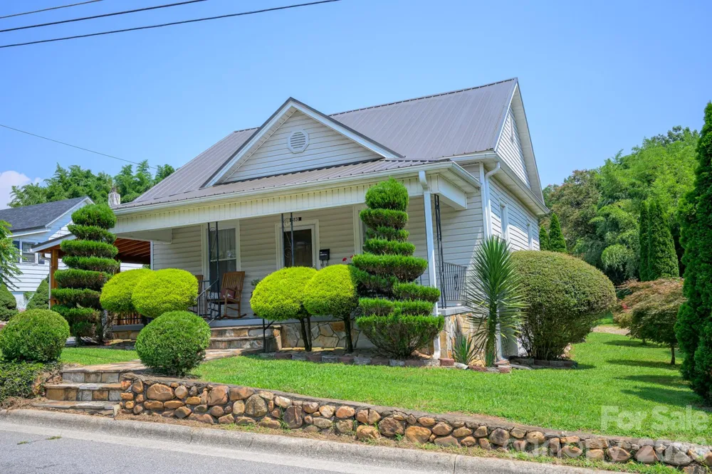 580 Baldwin Avenue Marion, NC 28752