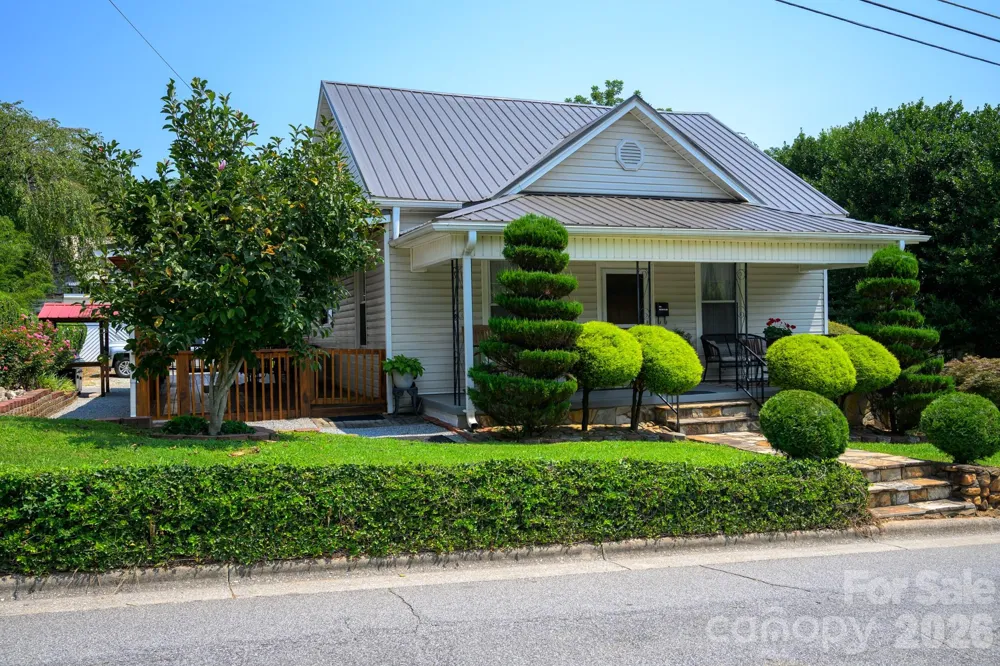 580 Baldwin Avenue Marion, NC 28752