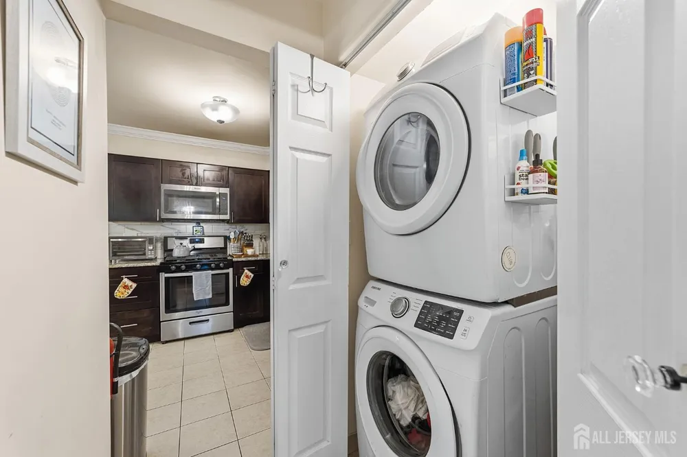 8 Cooper Court Freehold, NJ 07728