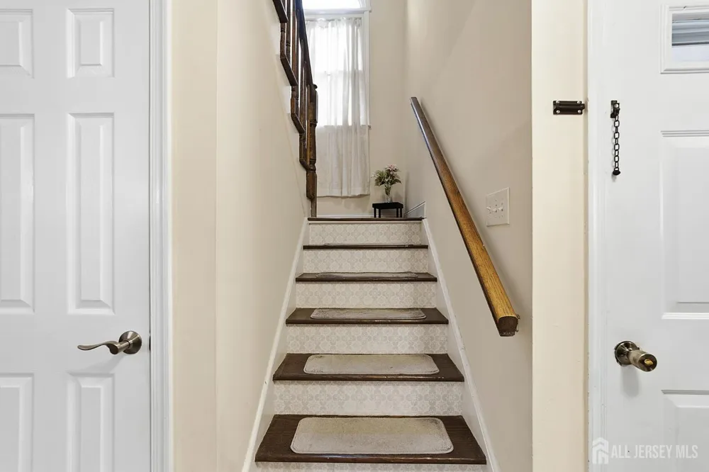 8 Cooper Court Freehold, NJ 07728