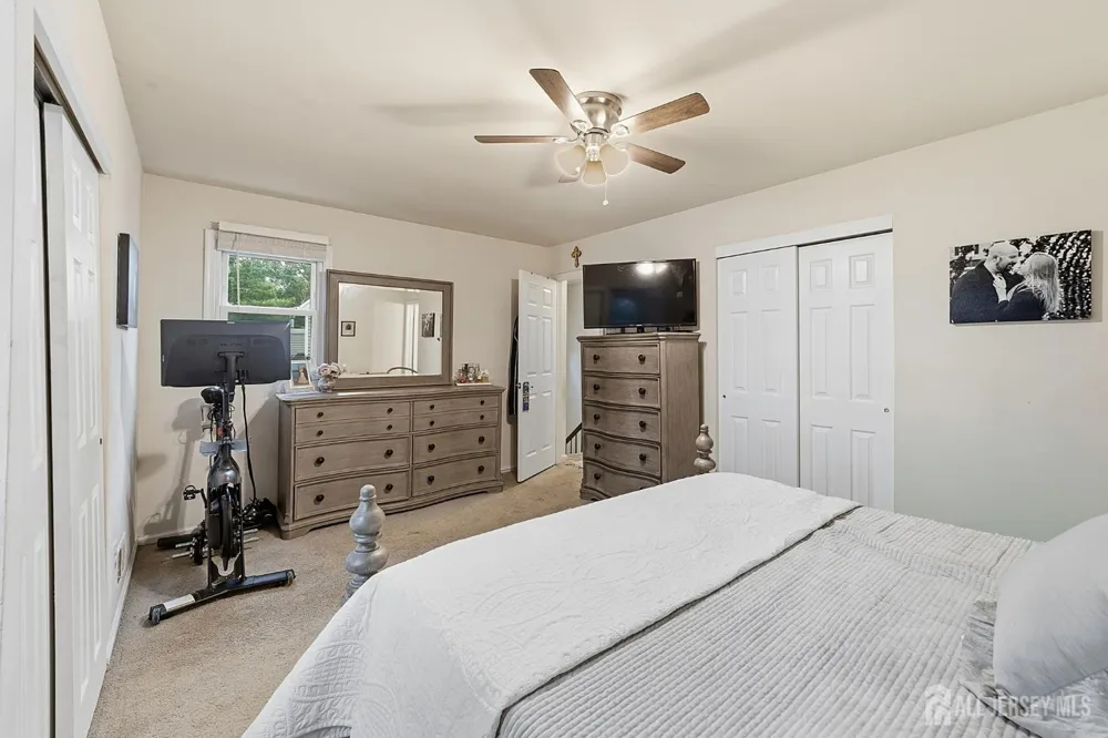 8 Cooper Court Freehold, NJ 07728