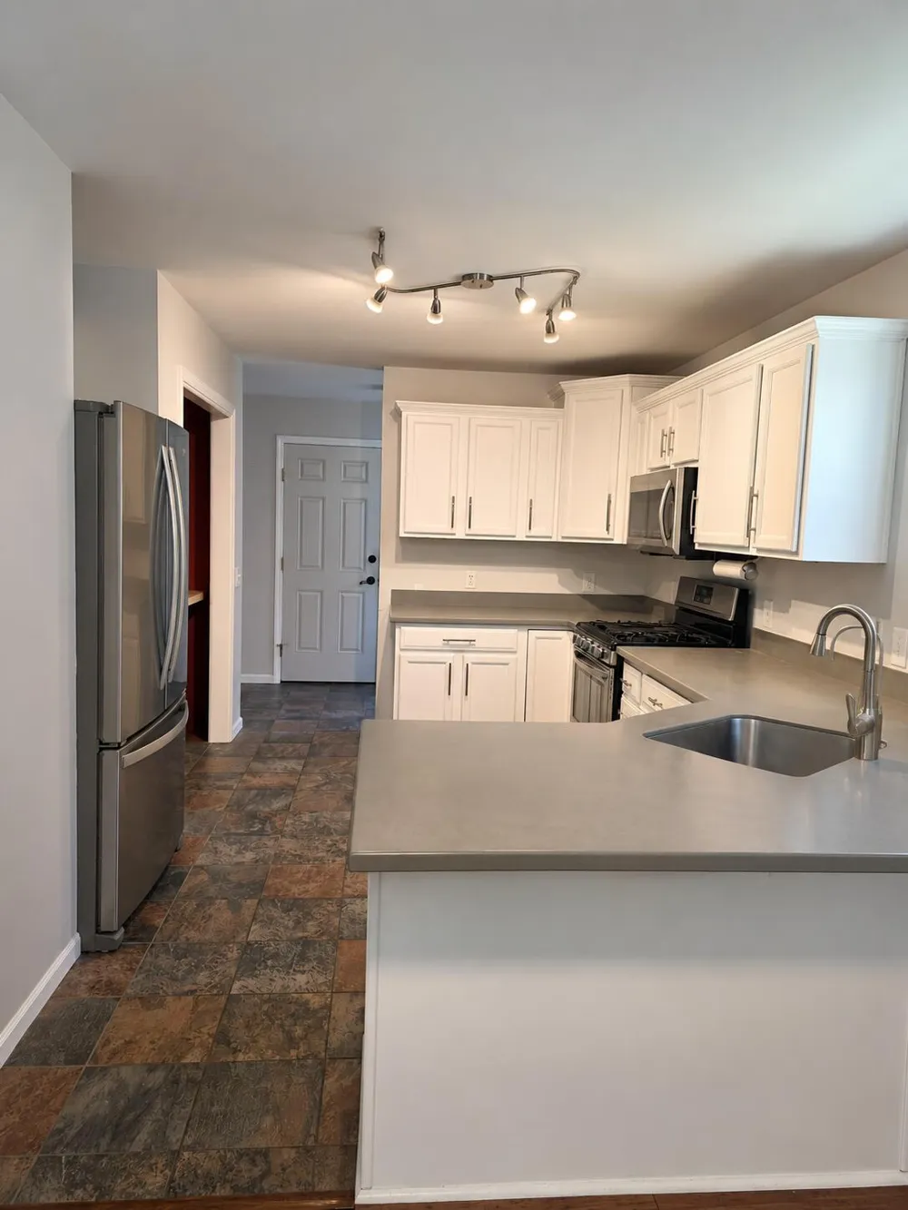 1443 16th Street Detroit, MI 48216